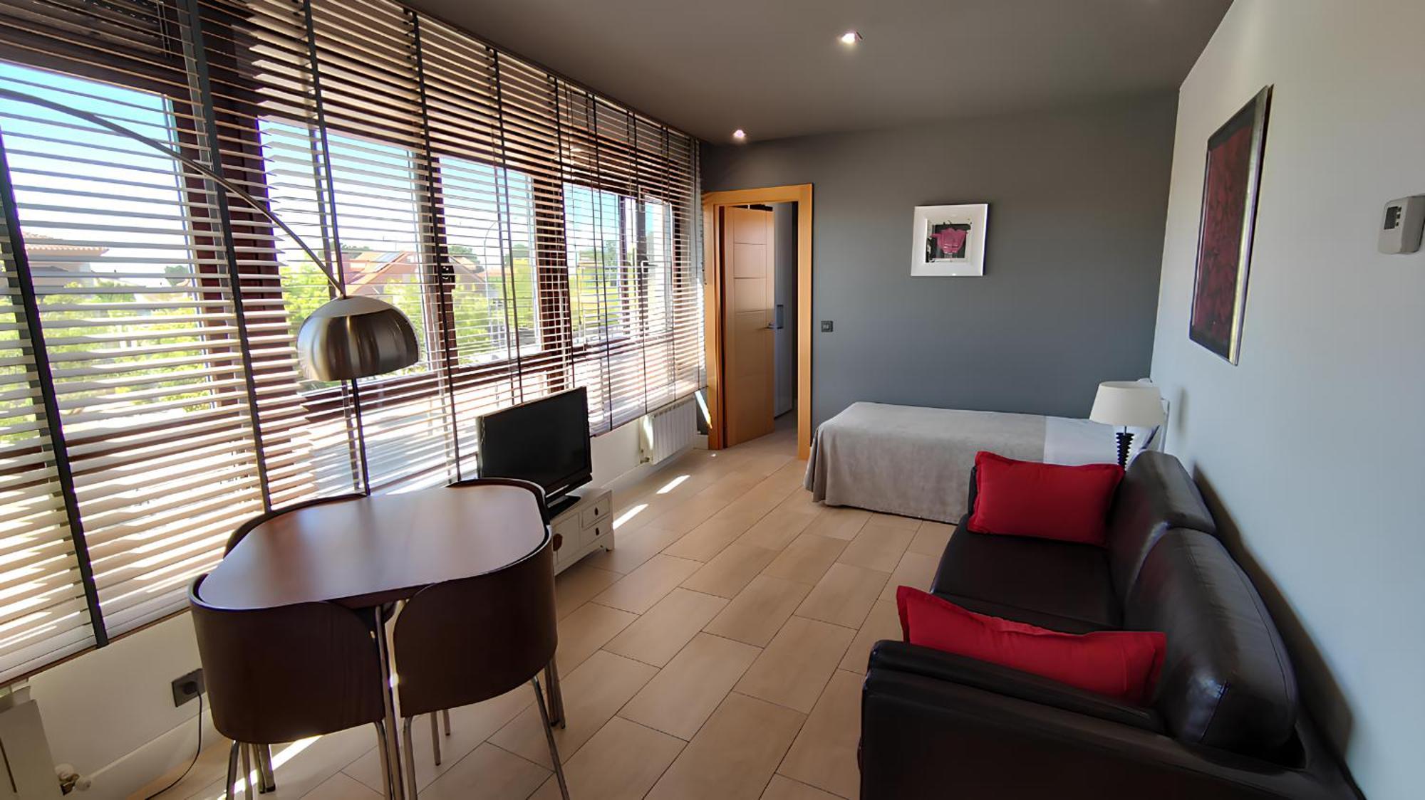 Apartahotel Comforsuite Boecillo Bagian luar foto